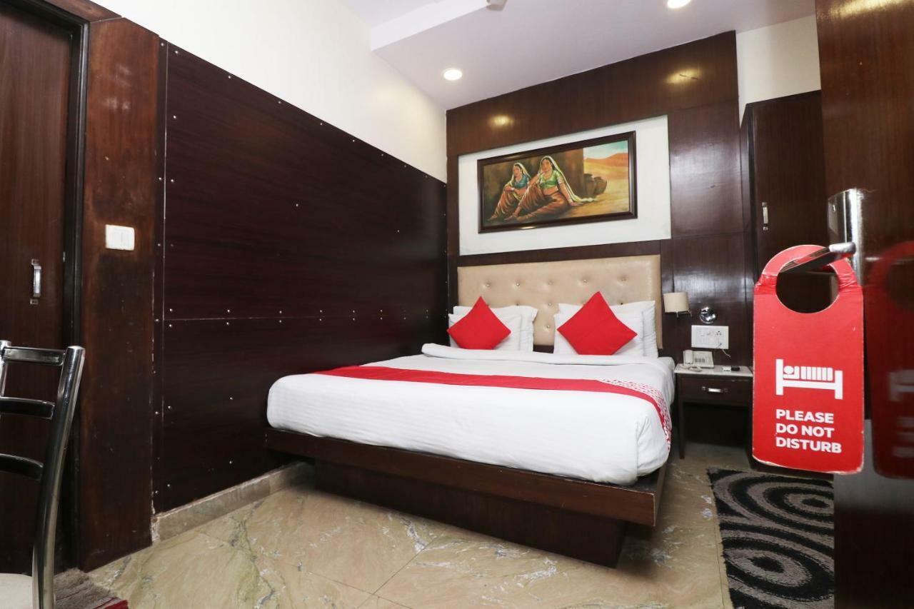 Oyo 30698 Hari Om Guest House Jādabpur Buitenkant foto