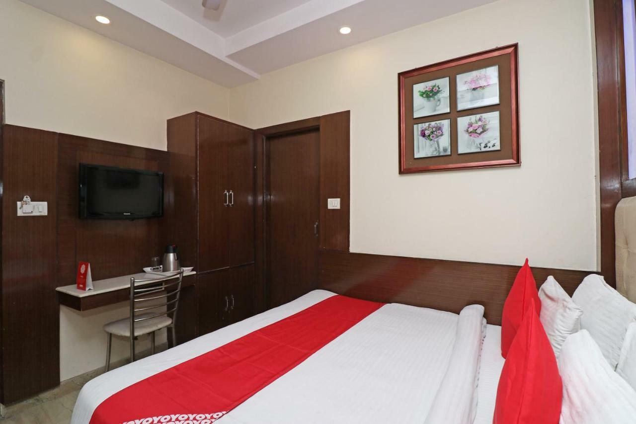 Oyo 30698 Hari Om Guest House Jādabpur Buitenkant foto