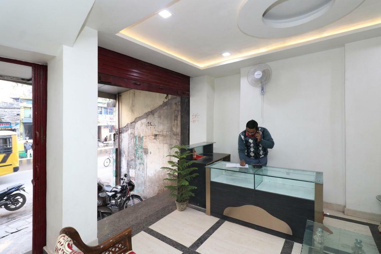 Oyo 30698 Hari Om Guest House Jādabpur Buitenkant foto
