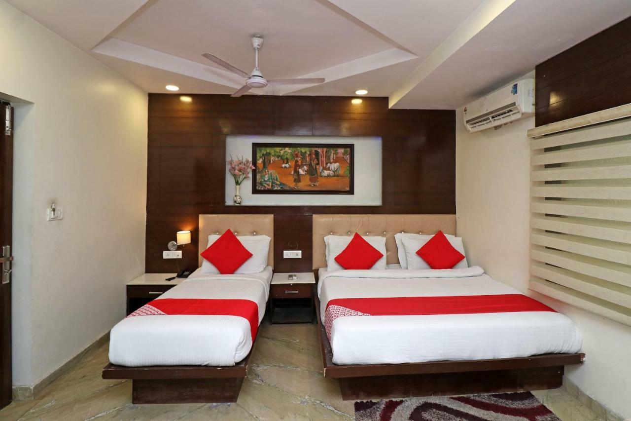 Oyo 30698 Hari Om Guest House Jādabpur Buitenkant foto