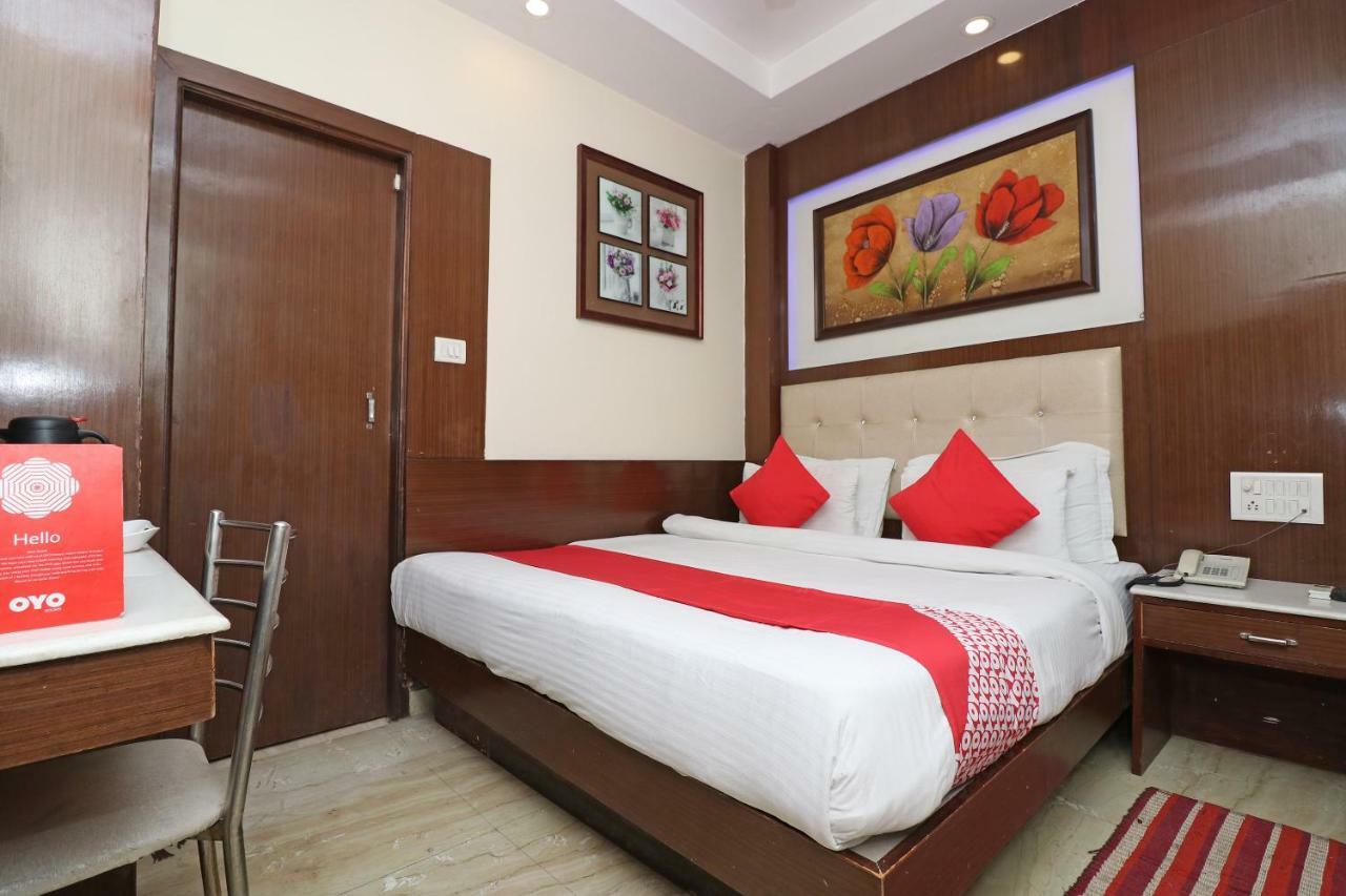 Oyo 30698 Hari Om Guest House Jādabpur Buitenkant foto
