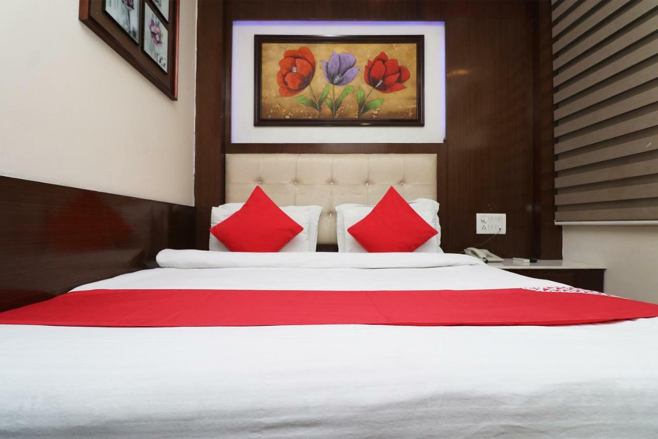Oyo 30698 Hari Om Guest House Jādabpur Buitenkant foto
