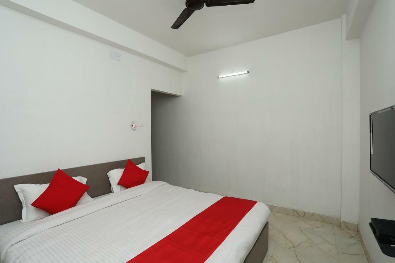 Oyo 30698 Hari Om Guest House Jādabpur Buitenkant foto